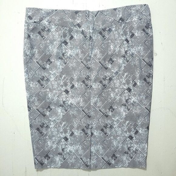 Michel Studio waffle grid black and white midi skirt - Picture 4 of 6